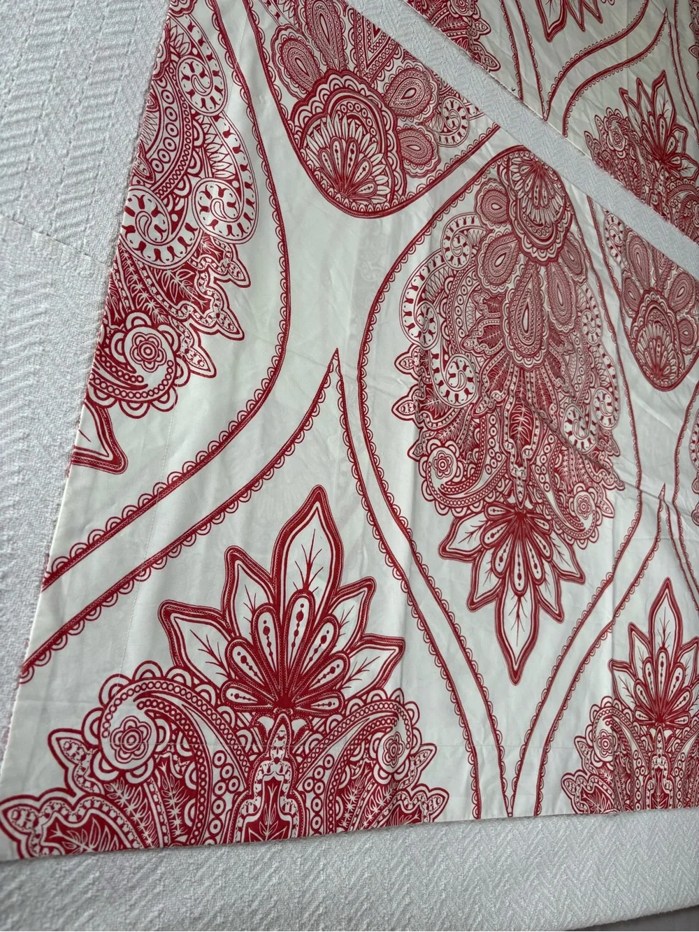 Pottery Barn Cream Pair Standard Shams with Red Paisley Medallions